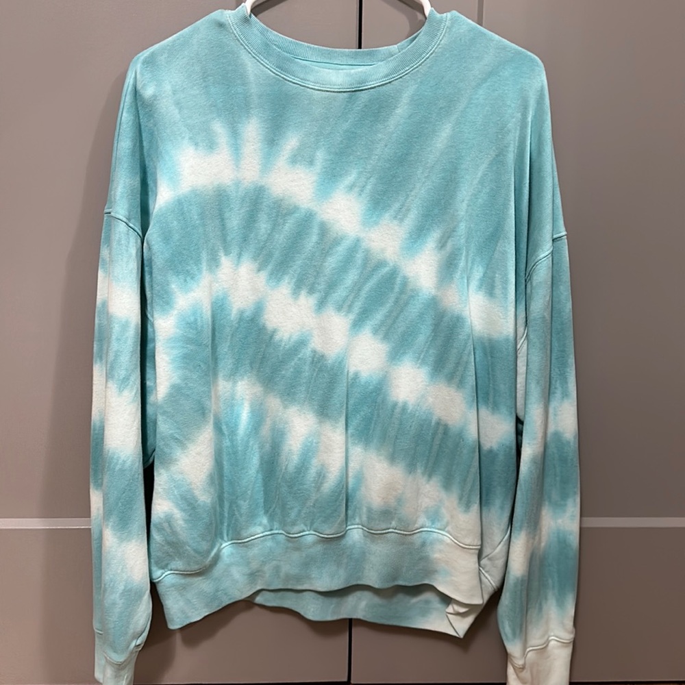 VS Pink Tie Dye Sweatshirt
